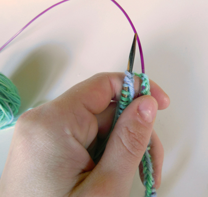 begin-knitting-pull-tight1